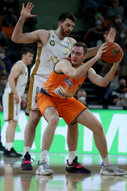 又在其他潜 又在其他潜